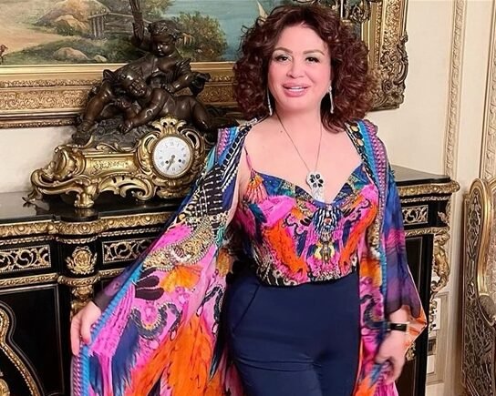 إلهام شاهين تكشف سر رشاقتها