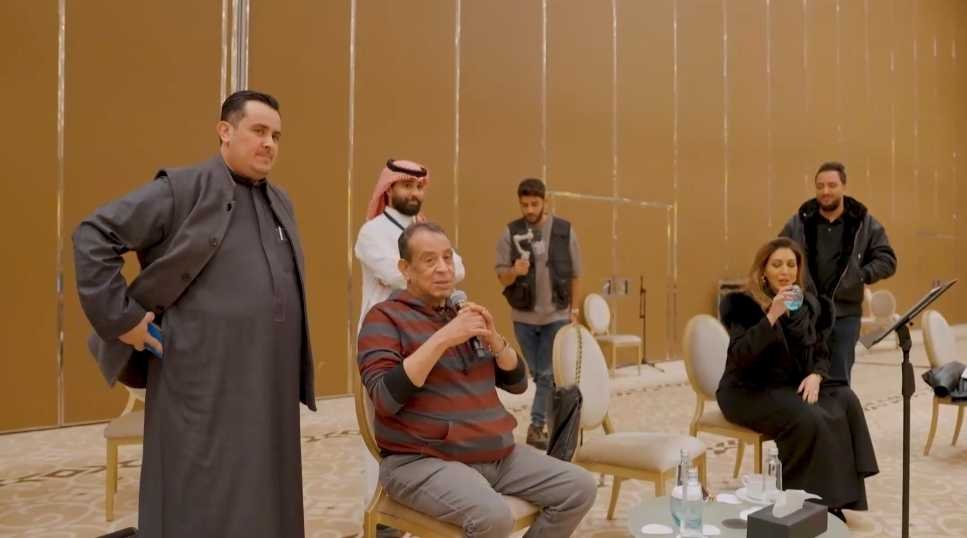 صلاح الشرنوبي يتابع بنفسه بروفات حفله في الرياض ويؤكد تواجدي بالسعودية وسام على صدري 