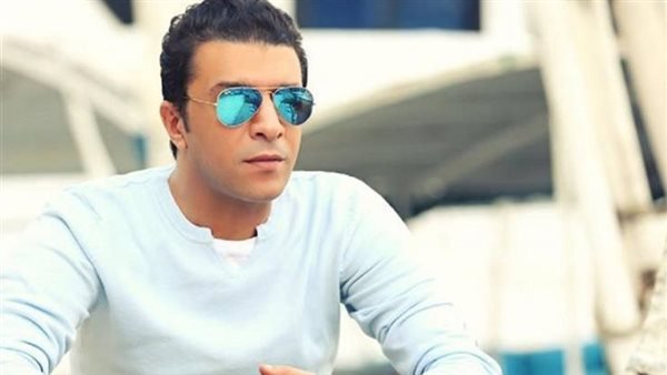 مصطفى كامل ” أنا لن أغادر للخارج وسوف أستكمل علاجي بمصر “