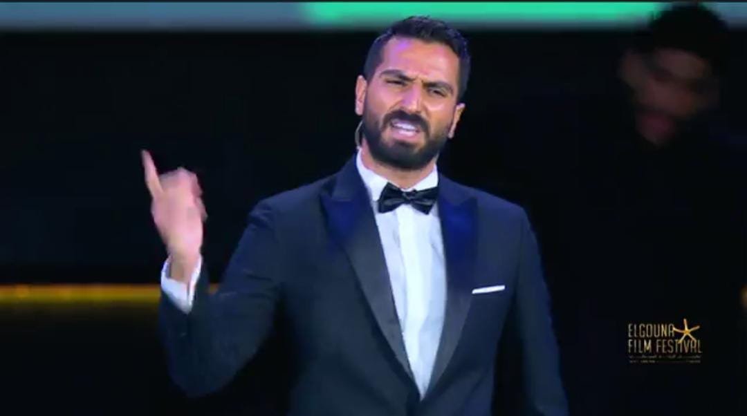 محمد الشرنوبي مفاجأة حفل افتتاح الجونة بأغنية مستوحاة من اغاني افلام ناجحة