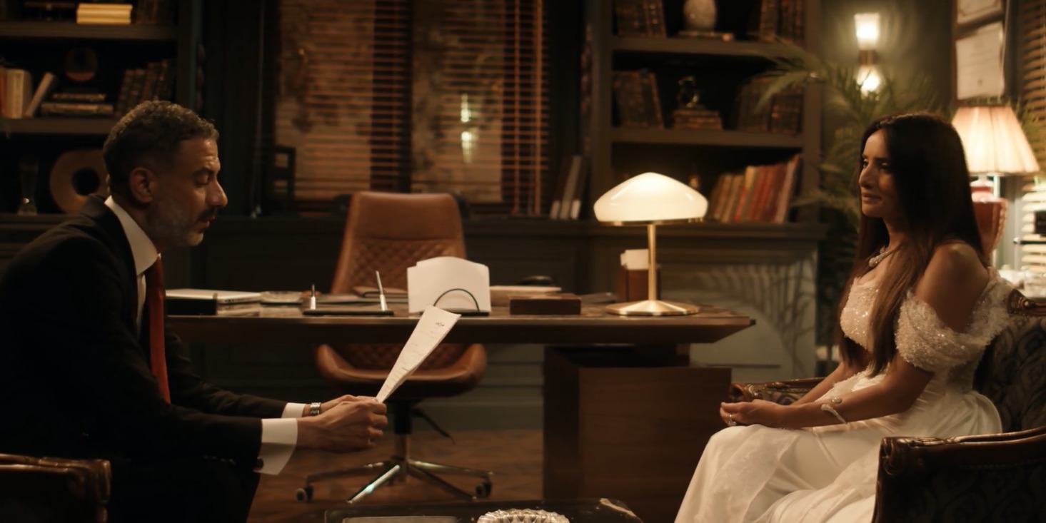 زينة تتزوج محمد فراج ليلة زفافها على عمرو المهدي في مسلسل ورد وشوكولاته 